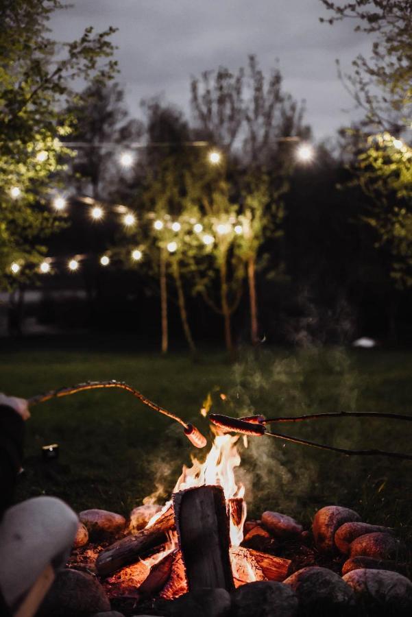 Biala Czapla Glamping Z Balia Nad Jeziorem Czorsztynskim Luxuszelt