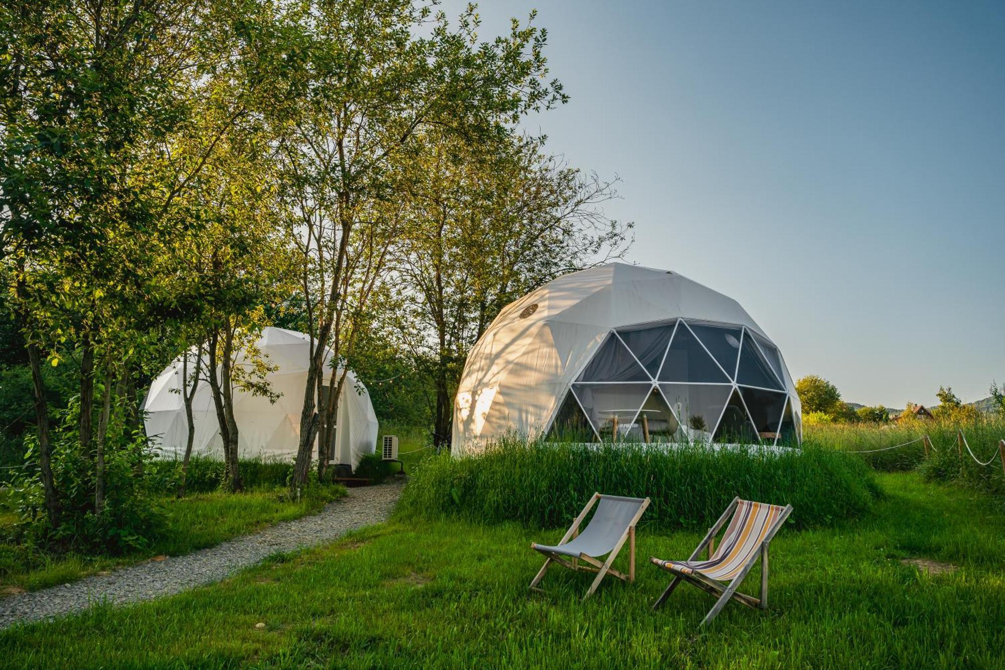 Biala Czapla Glamping Z Balia Nad Jeziorem Czorsztynskim Maniowy